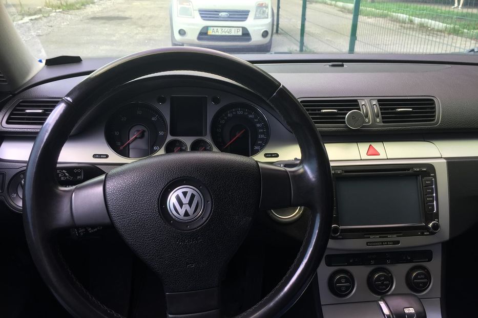 Продам Volkswagen Passat B7 2008 года в Киеве