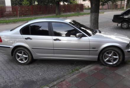 Продам BMW 320 1999 года в Черновцах