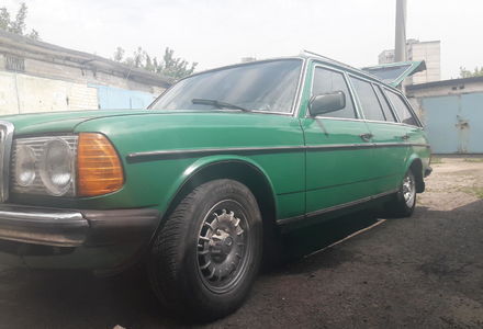 Продам Mercedes-Benz E-Class 1981 года в Харькове