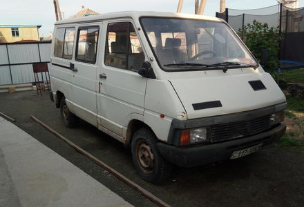 Продам Renault Trafic пасс. 1986 года в г. Бородянка, Киевская область