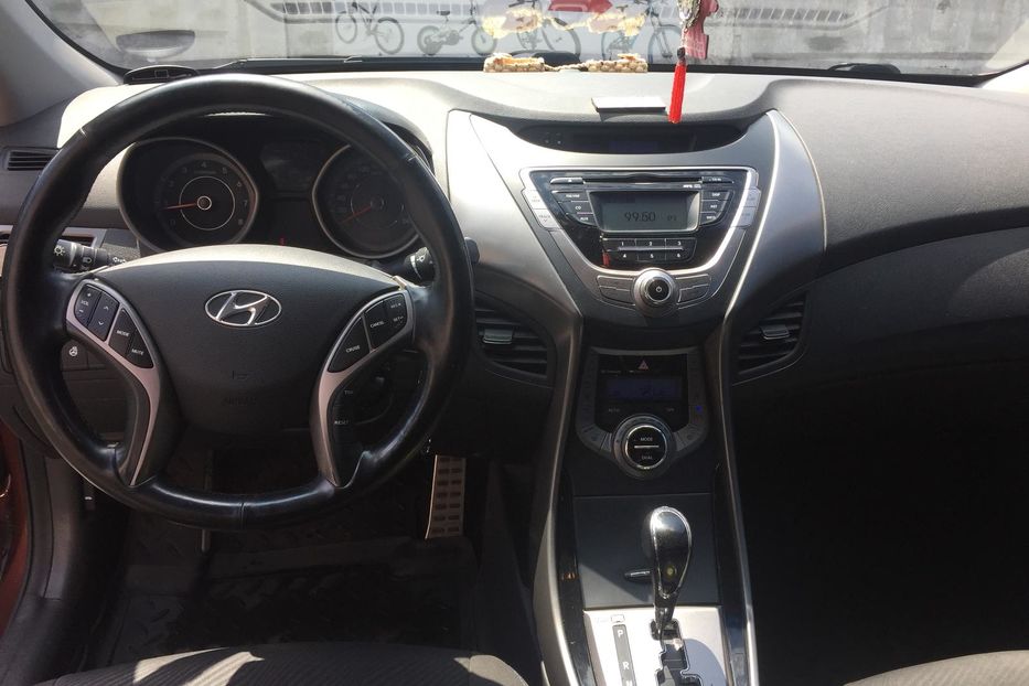 Продам Hyundai Elantra 2013 года в Полтаве