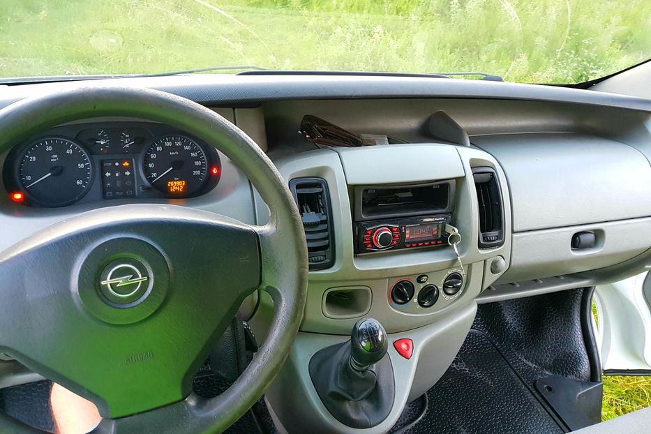 Продам Opel Vivaro пасс. 2002 года в г. Бережаны, Тернопольская область