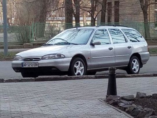 Продам Ford Mondeo 1996 года в Запорожье