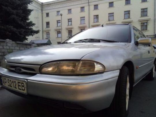 Продам Ford Mondeo 1996 года в Запорожье