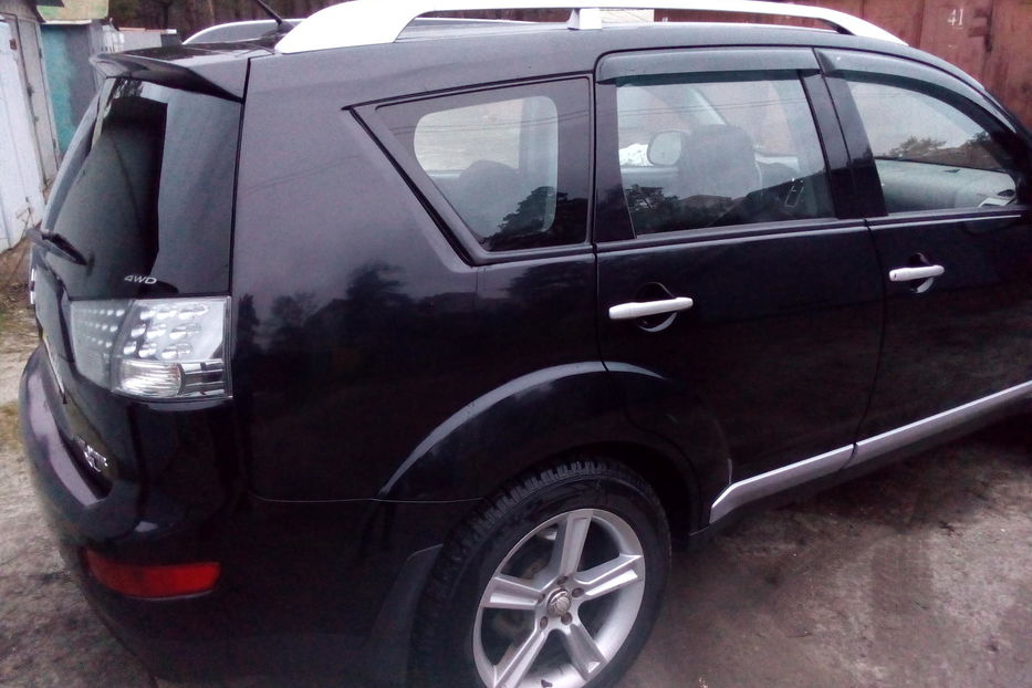 Продам Mitsubishi Outlander XL 2008 года в Киеве