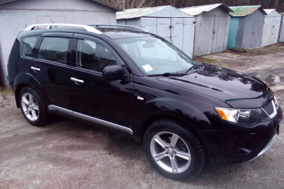 Продам Mitsubishi Outlander XL 2008 года в Киеве