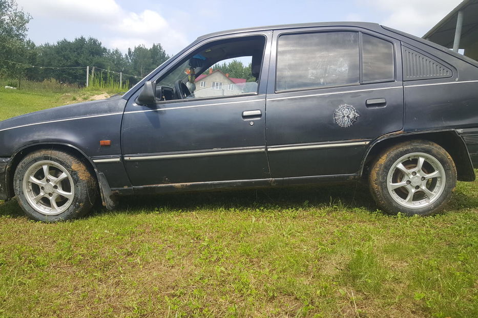 Продам Opel Kadett 1988 года в Черновцах