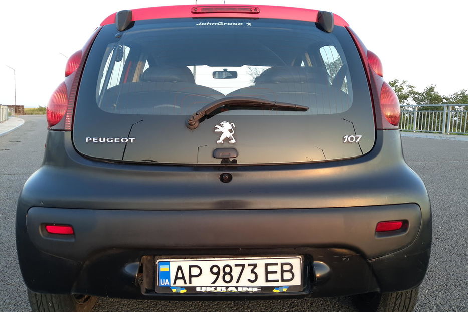 Продам Peugeot 107 5 d 2013 года в Запорожье