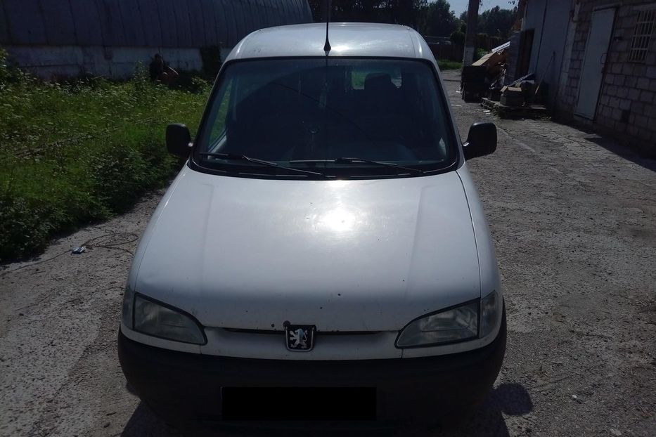 Продам Peugeot Partner пасс. 2001 года в Киеве