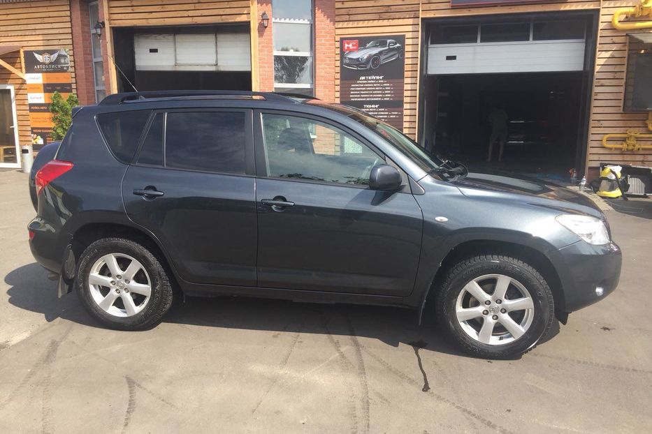 Продам Toyota Rav 4 2008 года в Киеве