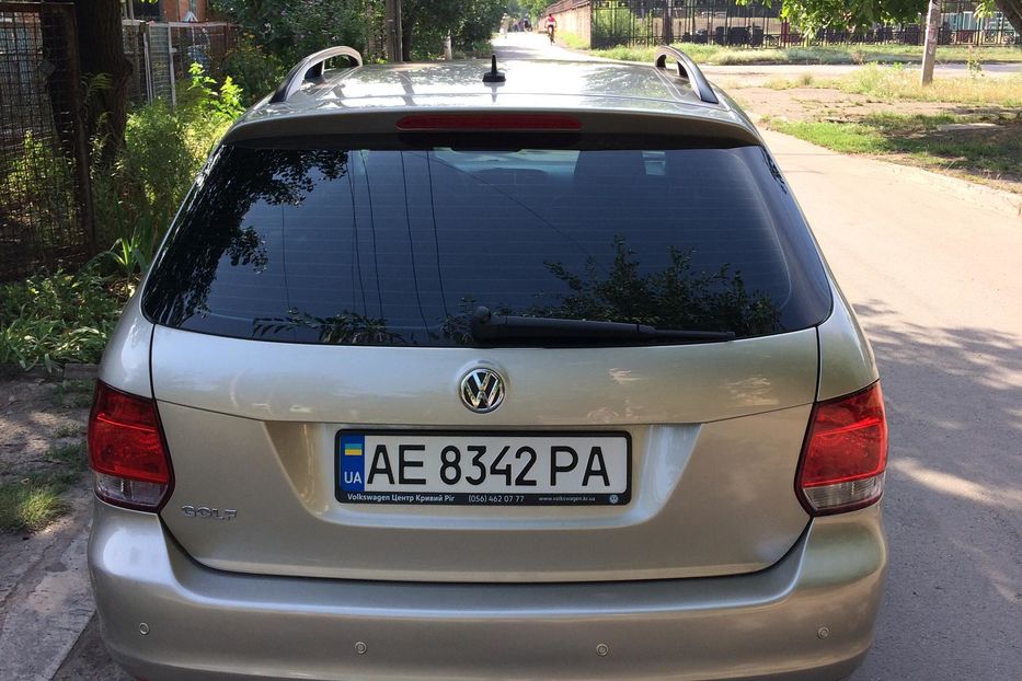 Продам Volkswagen Golf Variant 2012 года в г. Кривой Рог, Днепропетровская область