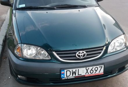 Продам Toyota Avensis 2002 года в Киеве