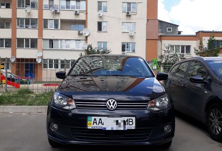 Продам Volkswagen Polo 2012 года в Киеве