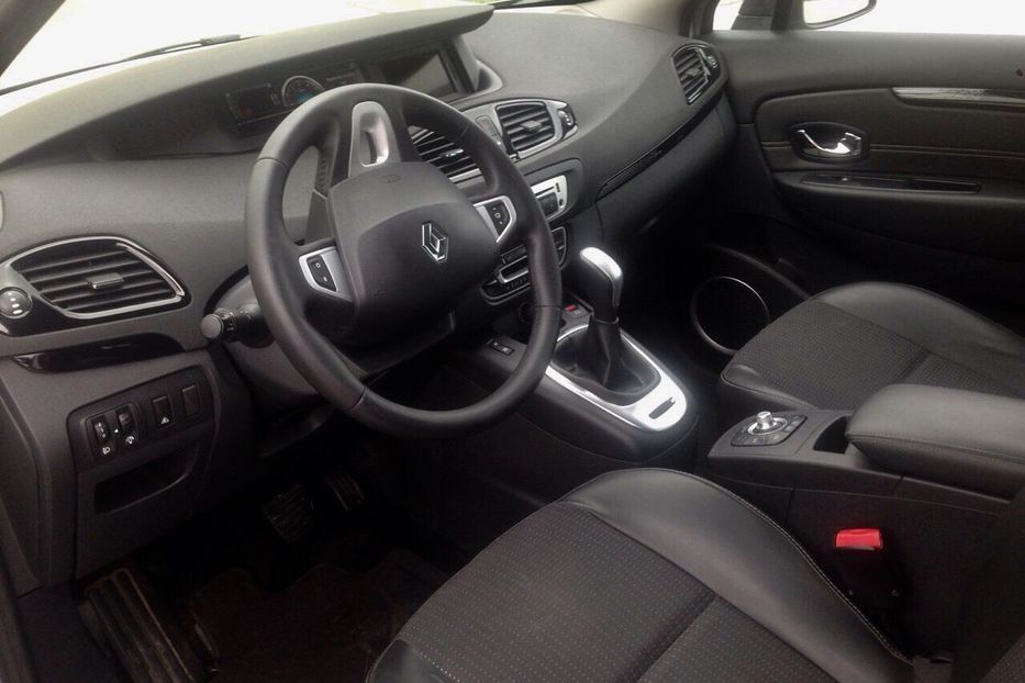 Продам Renault Scenic grand 2012 года в Львове