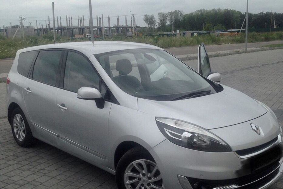 Продам Renault Scenic grand 2012 года в Львове