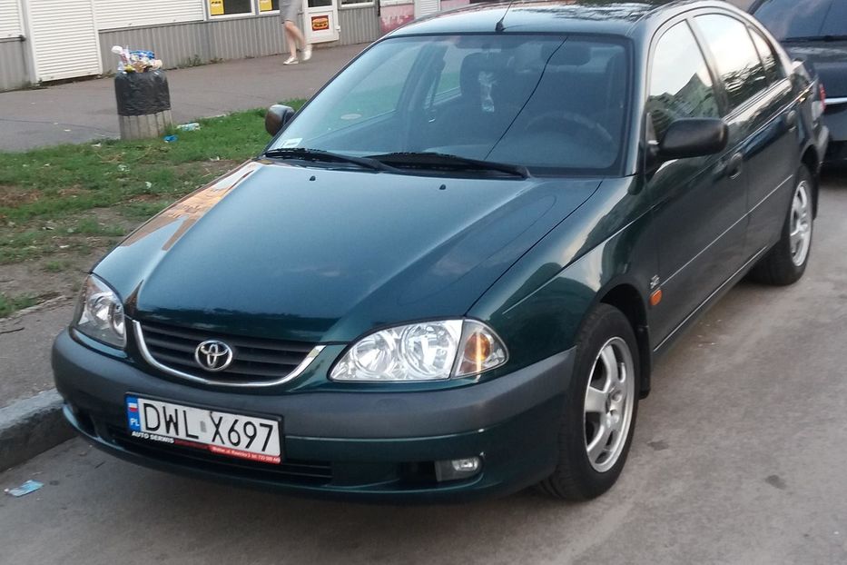 Toyota 2002. Toyota Avensis 2002. Тойота Авенсис 2002 года. Тойота Авенсис седан 2002 года выпуска. Хонда Авенсис 2002 год.