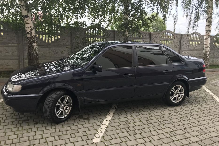 Продам Volkswagen Passat B4 1.8 1995 года в Ивано-Франковске