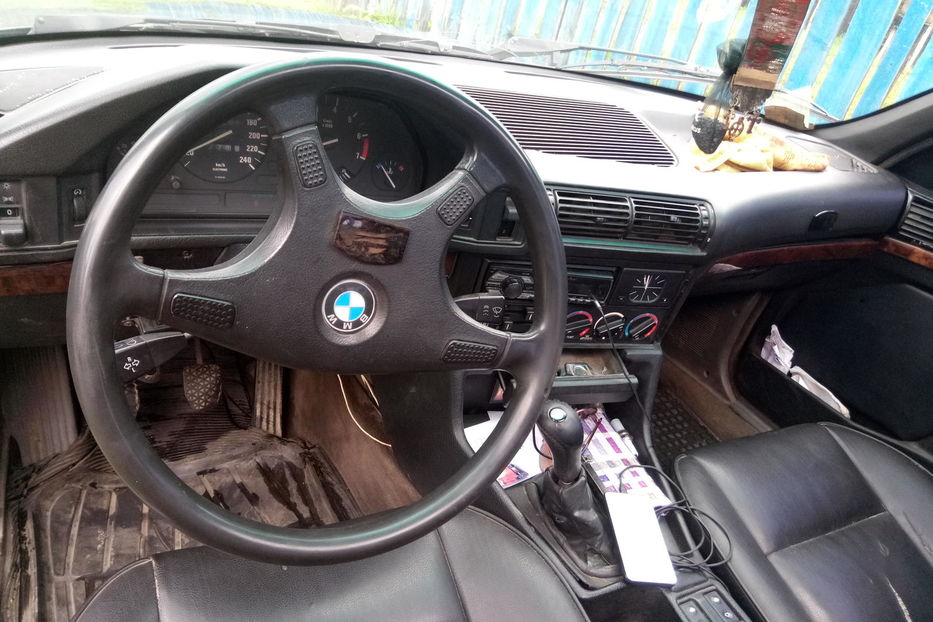 Продам BMW 520 1992 года в Харькове