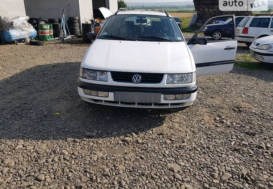 Продам Volkswagen Passat B4 1995 года в Черновцах