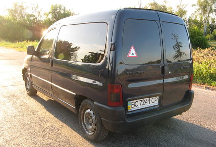 Продам Peugeot Partner пасс. 2002 года в г. Мироновка, Киевская область