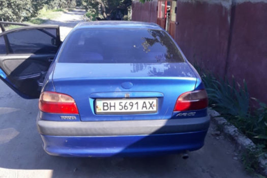 Продам Toyota Avensis 1998 года в Одессе