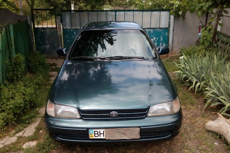 Продам Toyota Carina 1992 года в Одессе