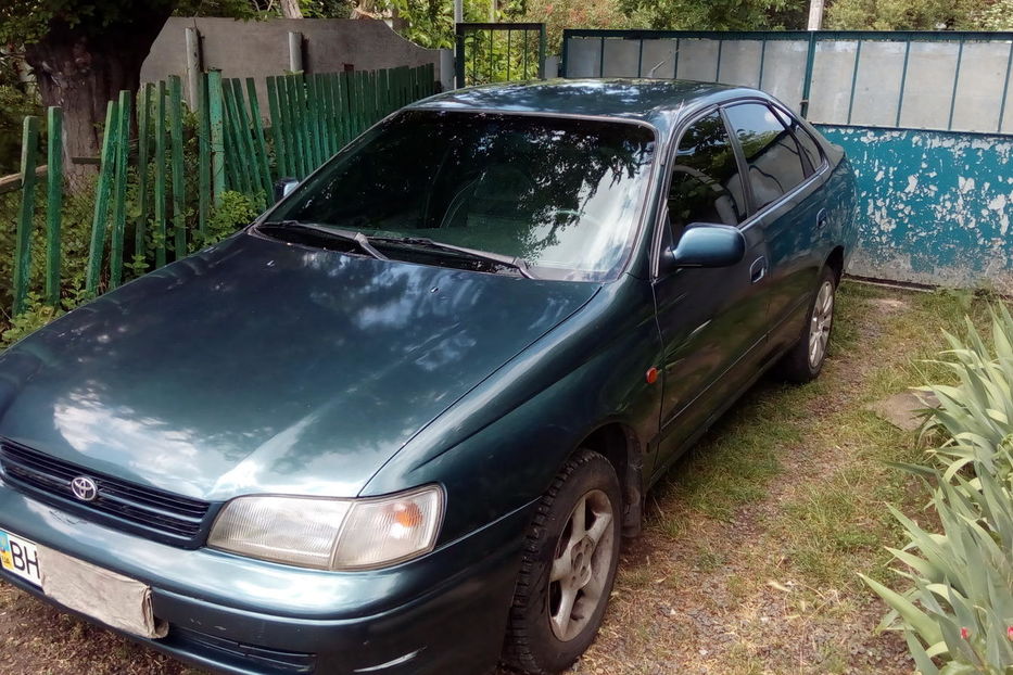 Продам Toyota Carina 1992 года в Одессе