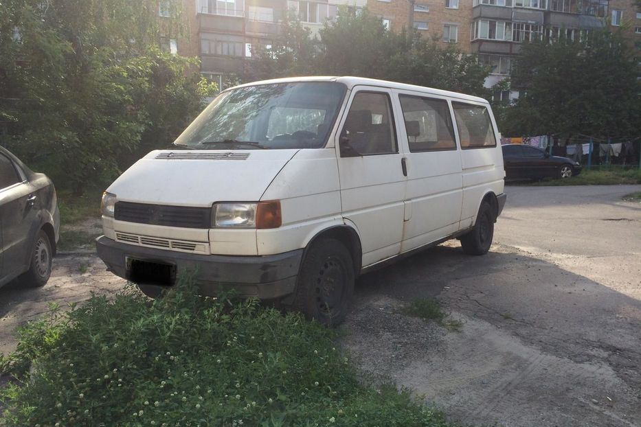 Продам Volkswagen T4 (Transporter) пасс. 1992 года в г. Борисполь, Киевская область