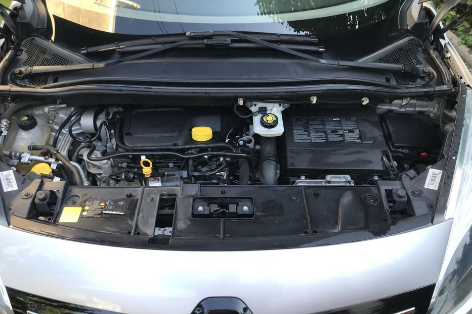 Продам Renault Scenic 2014 года в г. Золочев, Львовская область