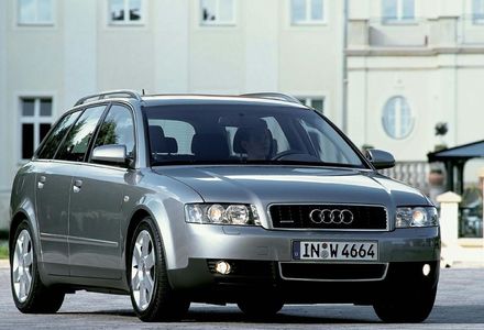 Продам Audi A4 2003 года в Харькове