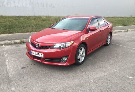 Продам Toyota Camry 2014 года в Киеве