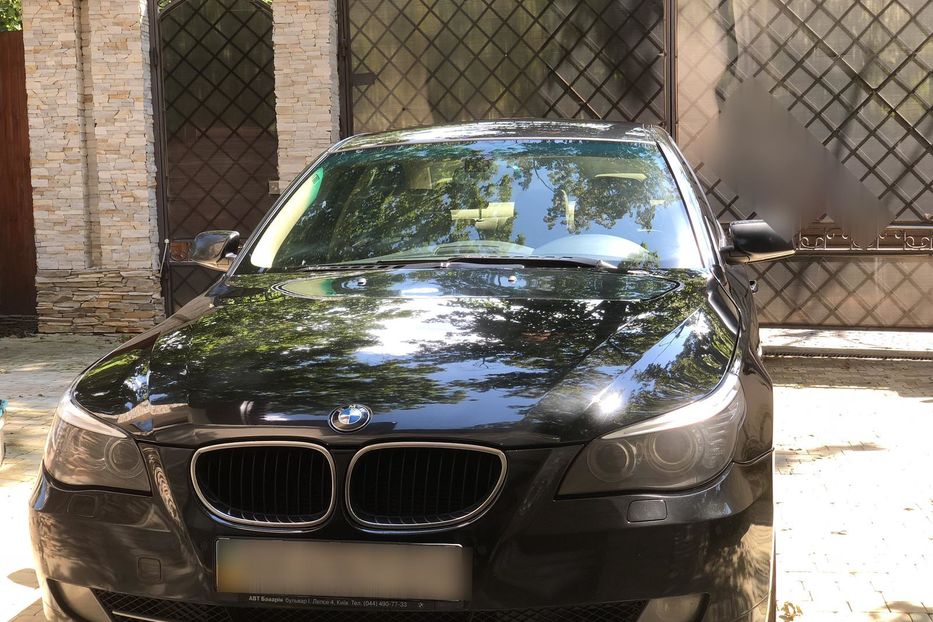 Продам BMW 523 523I 2007 года в Киеве