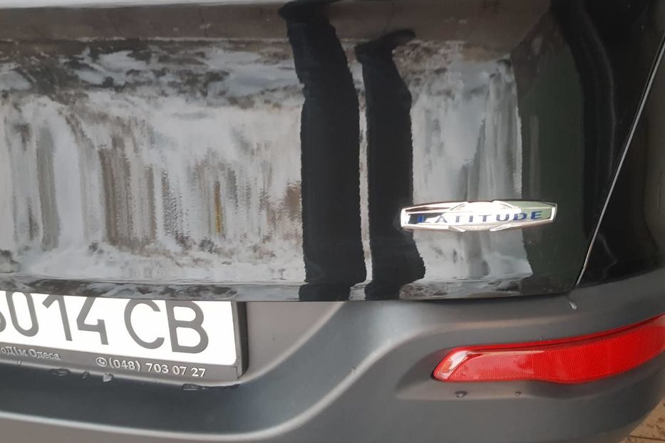 Продам Jeep Cherokee Latitude 4*4 2015 года в Ивано-Франковске