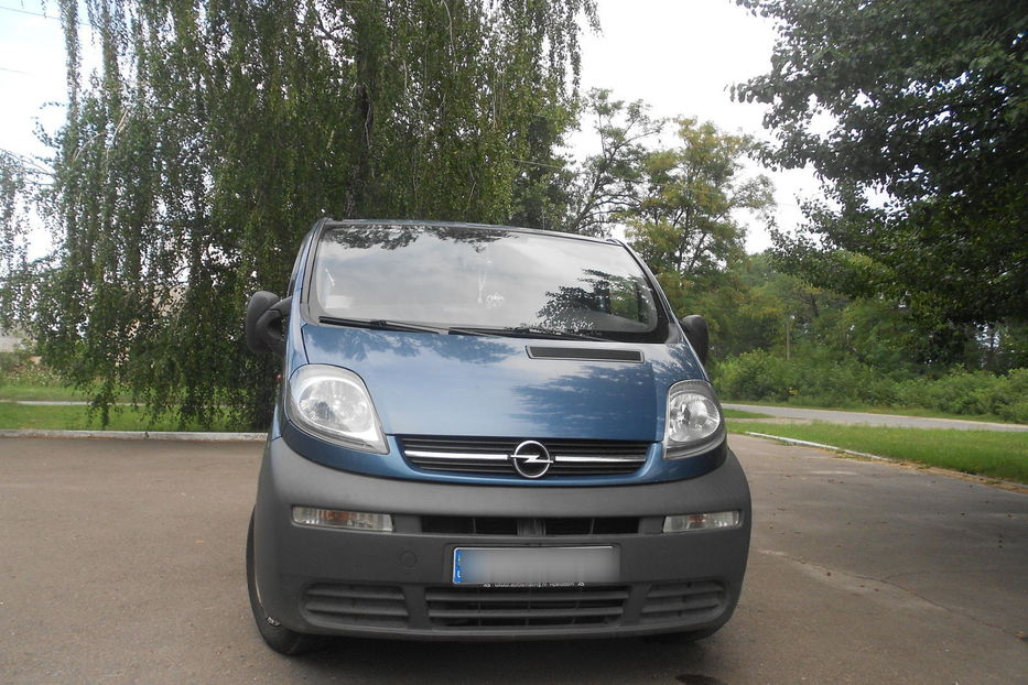 Продам Opel Vivaro пасс. 2004 года в г. Звенигородка, Черкасская область