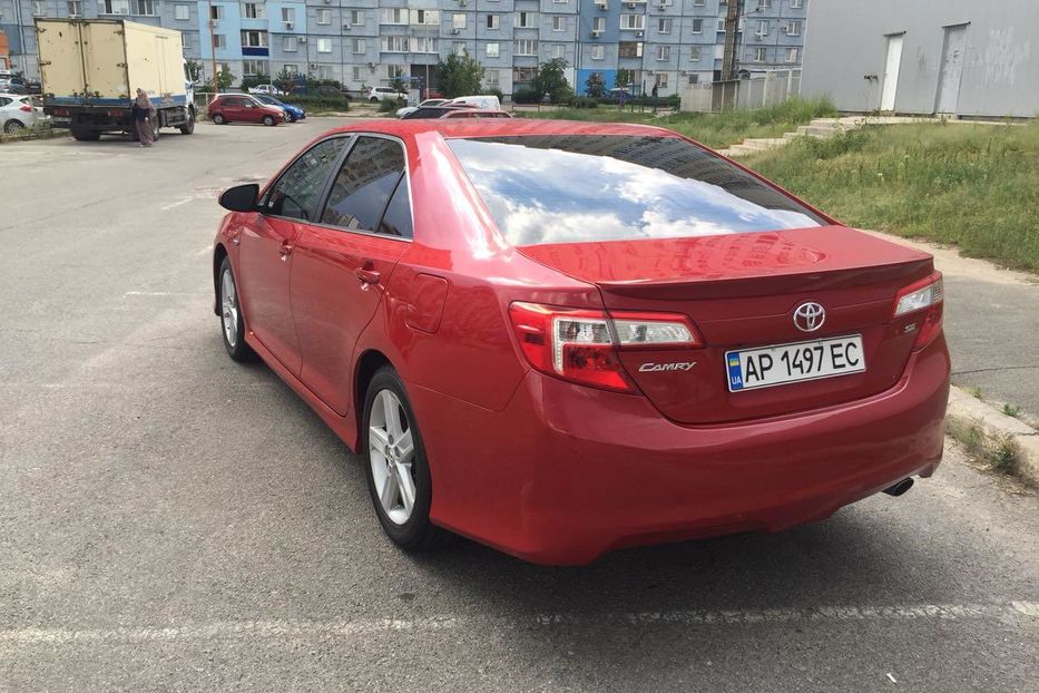 Продам Toyota Camry 2014 года в Киеве