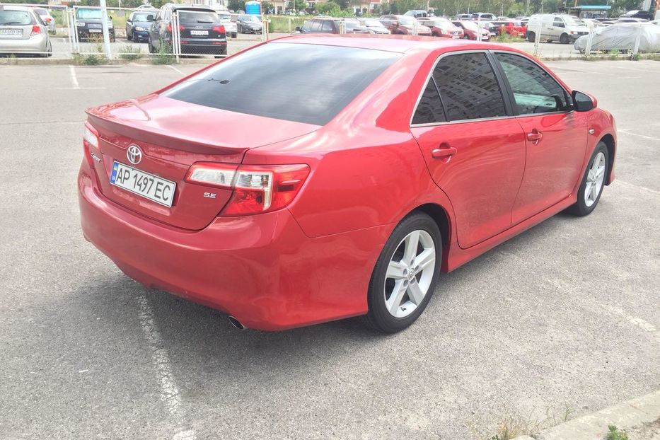 Продам Toyota Camry 2014 года в Киеве