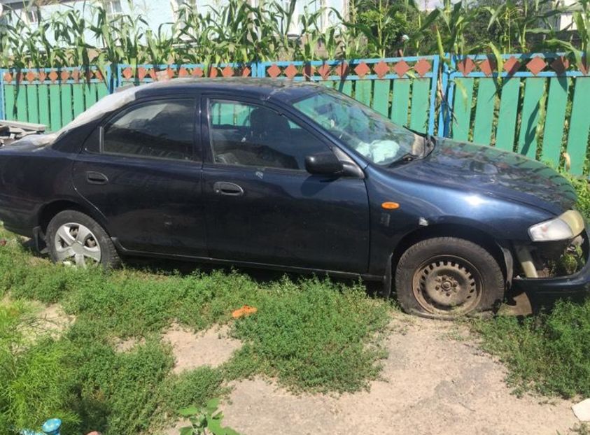 Продам Mazda 323 1997 года в г. Андрушевка, Житомирская область