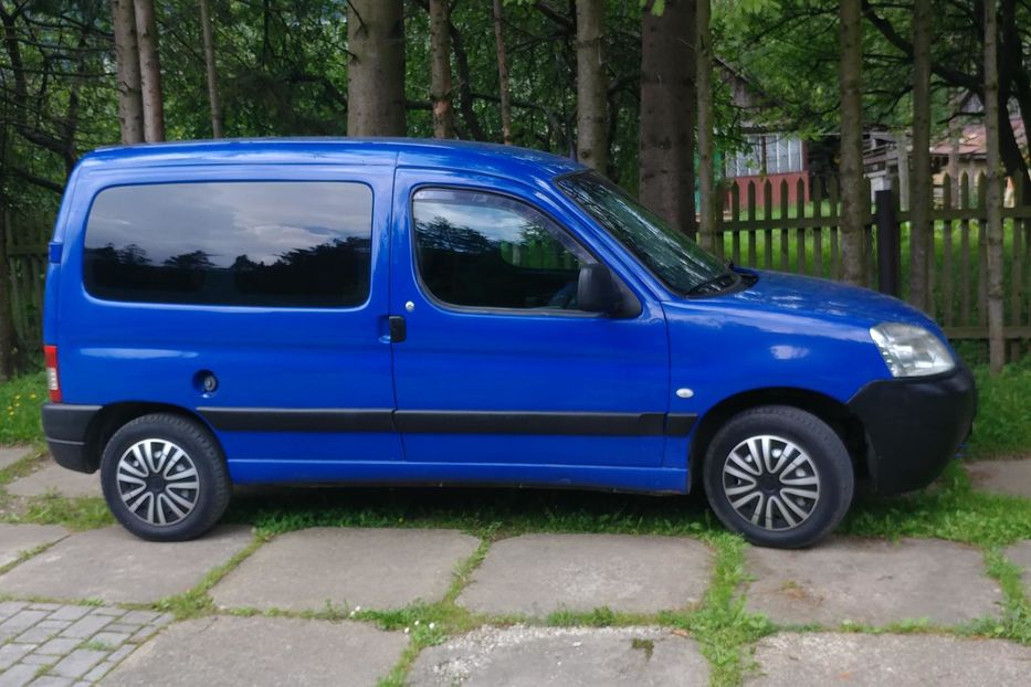 Продам Peugeot Partner пасс. 2006 года в Ровно