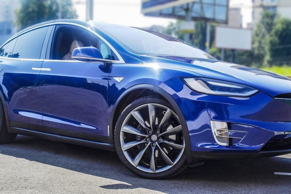 Продам Tesla Model X 90D 2017 года в Киеве