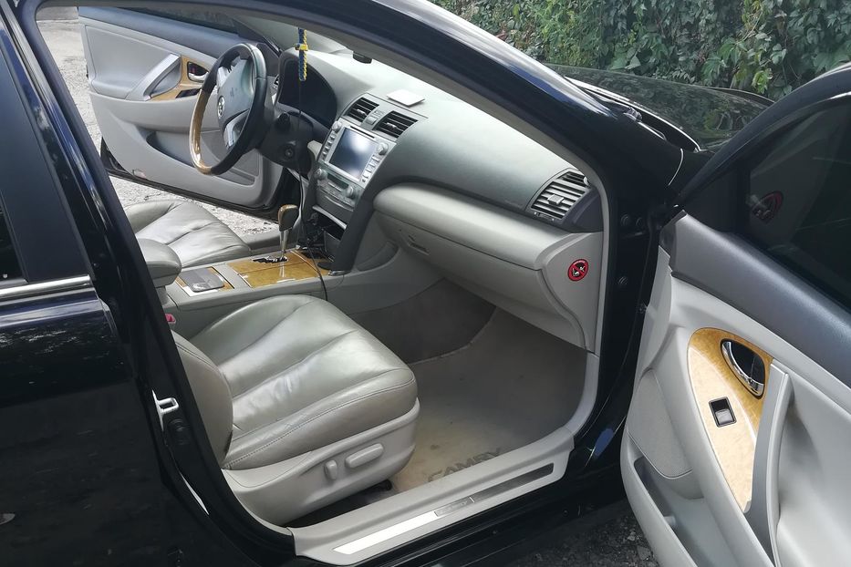 Продам Toyota Camry 2006 года в Киеве