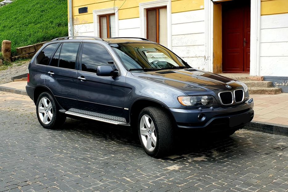 Продам BMW X5 2003 года в Черновцах