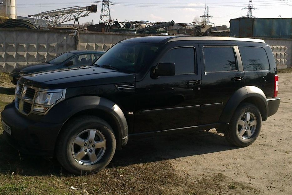 Продам Dodge Nitro 2008 года в Киеве