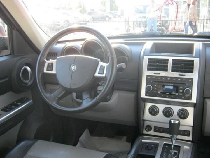 Продам Dodge Nitro 2008 года в Киеве