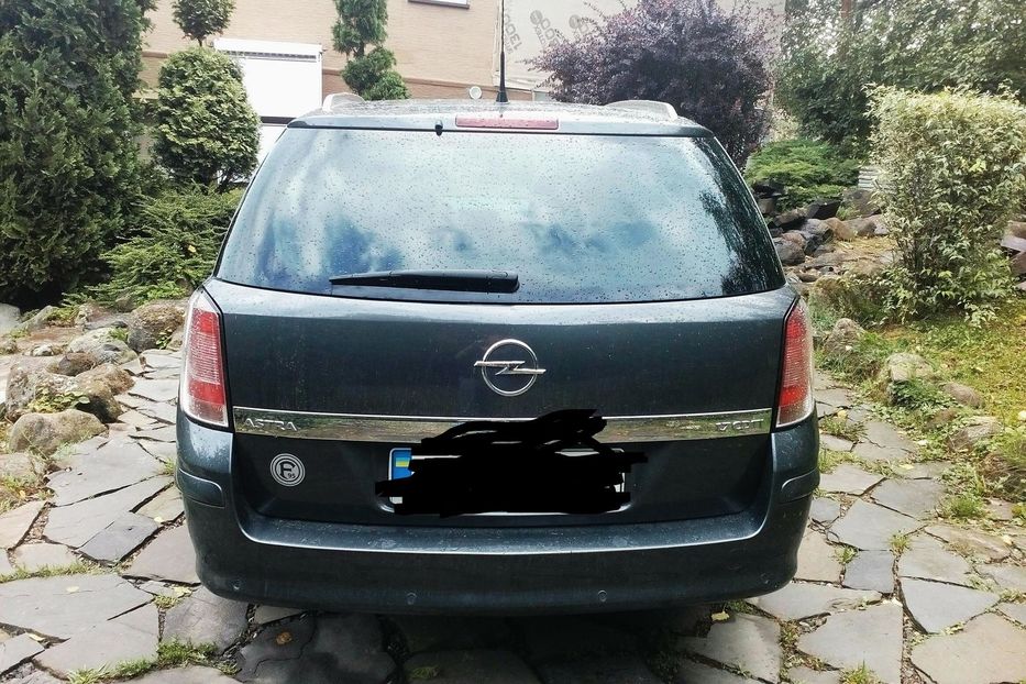 Продам Opel Astra H 2010 года в г. Виноградов, Закарпатская область