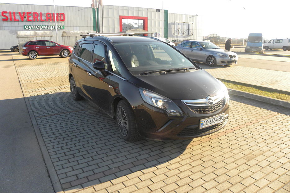 Продам Opel Zafira 2012 года в г. Хуст, Закарпатская область