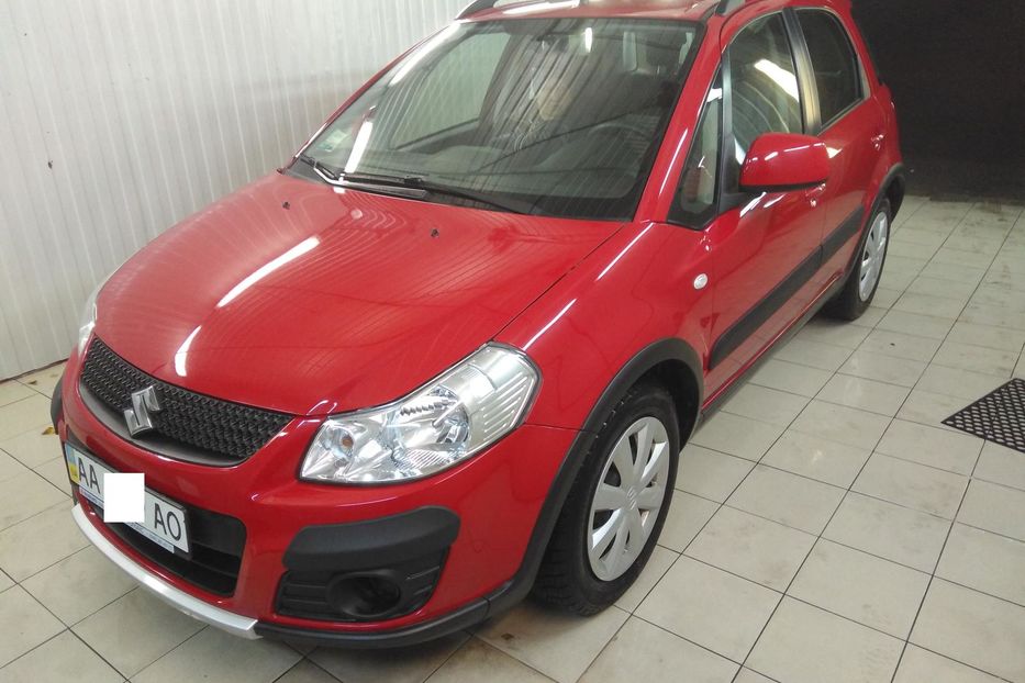 Продам Suzuki SX4 2013 года в Киеве