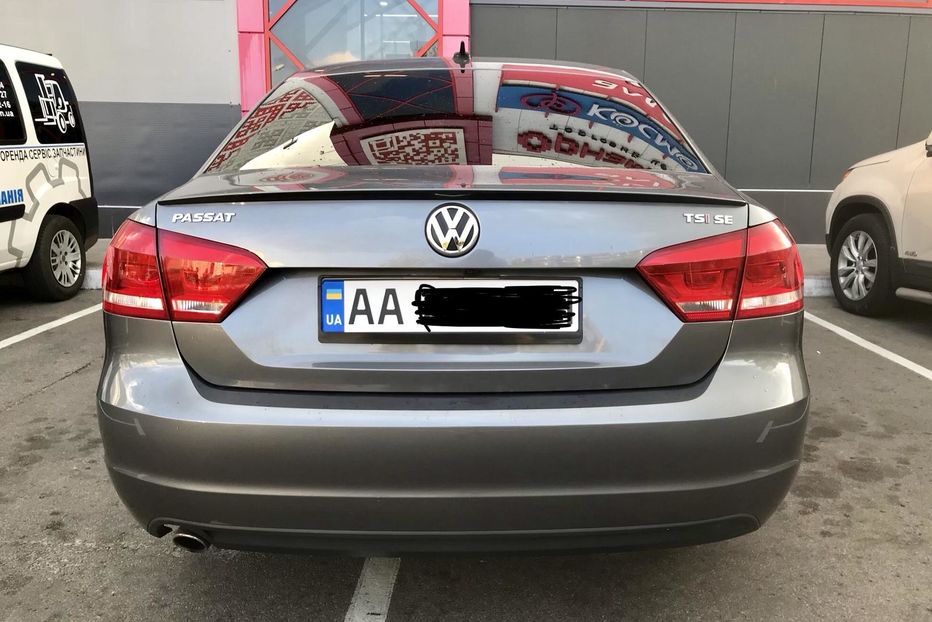 Продам Volkswagen Passat B7 2014 года в Киеве