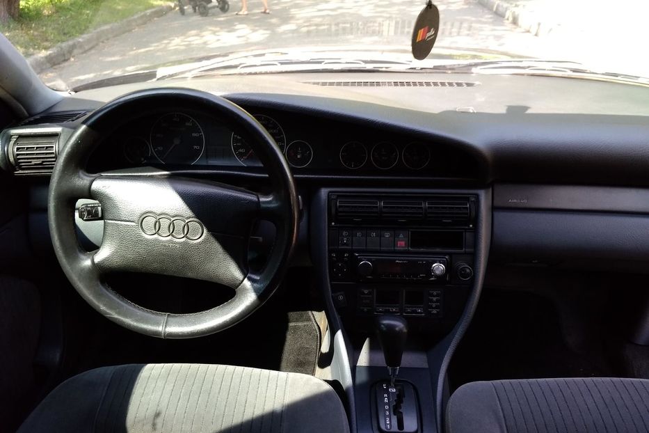 Продам Audi A6 C4 1996 года в Ровно