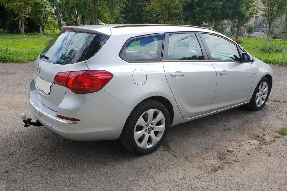Продам Opel Astra J 2013 года в г. Калуш, Ивано-Франковская область