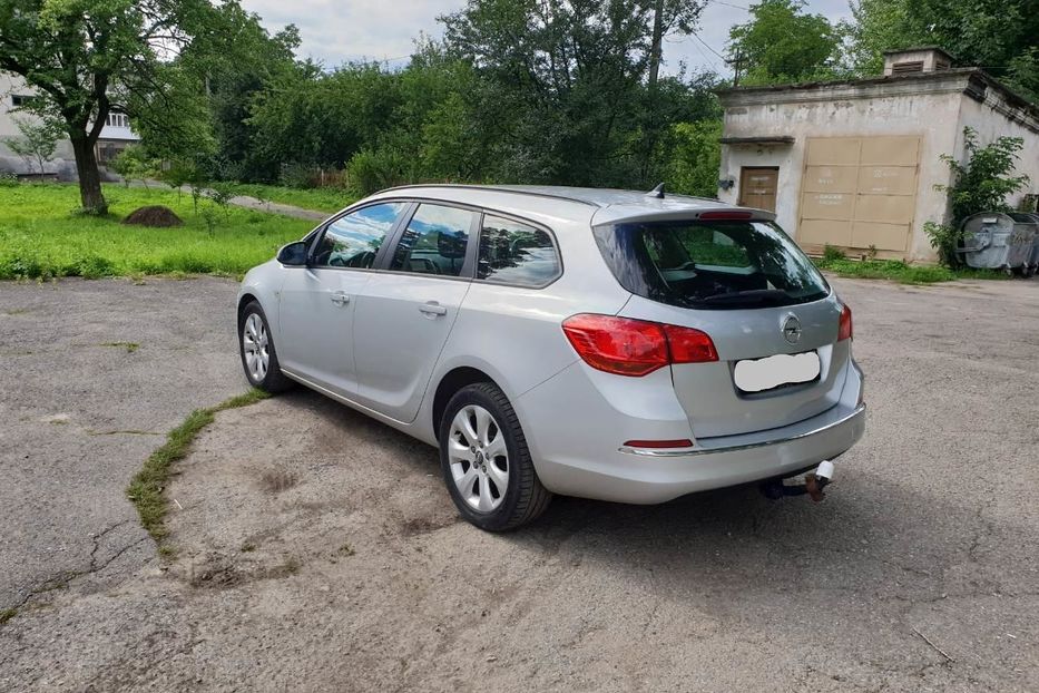 Продам Opel Astra J 2013 года в г. Калуш, Ивано-Франковская область